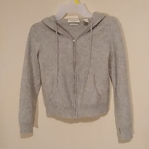 Grey cashmere sweater